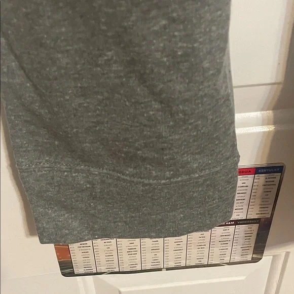 Gray Chicago Bears Sweatpants says sleep ware but they are just like sweatpants - Picture 6 of 7